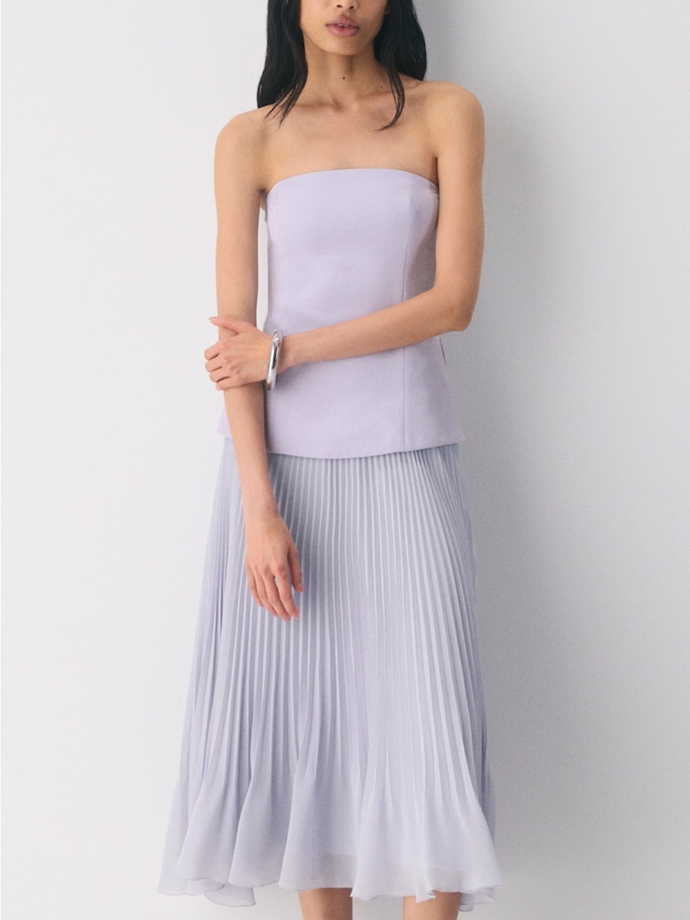 Aritzia Wilfred Twirl pleated skirt in Wildflower Lilac size small.